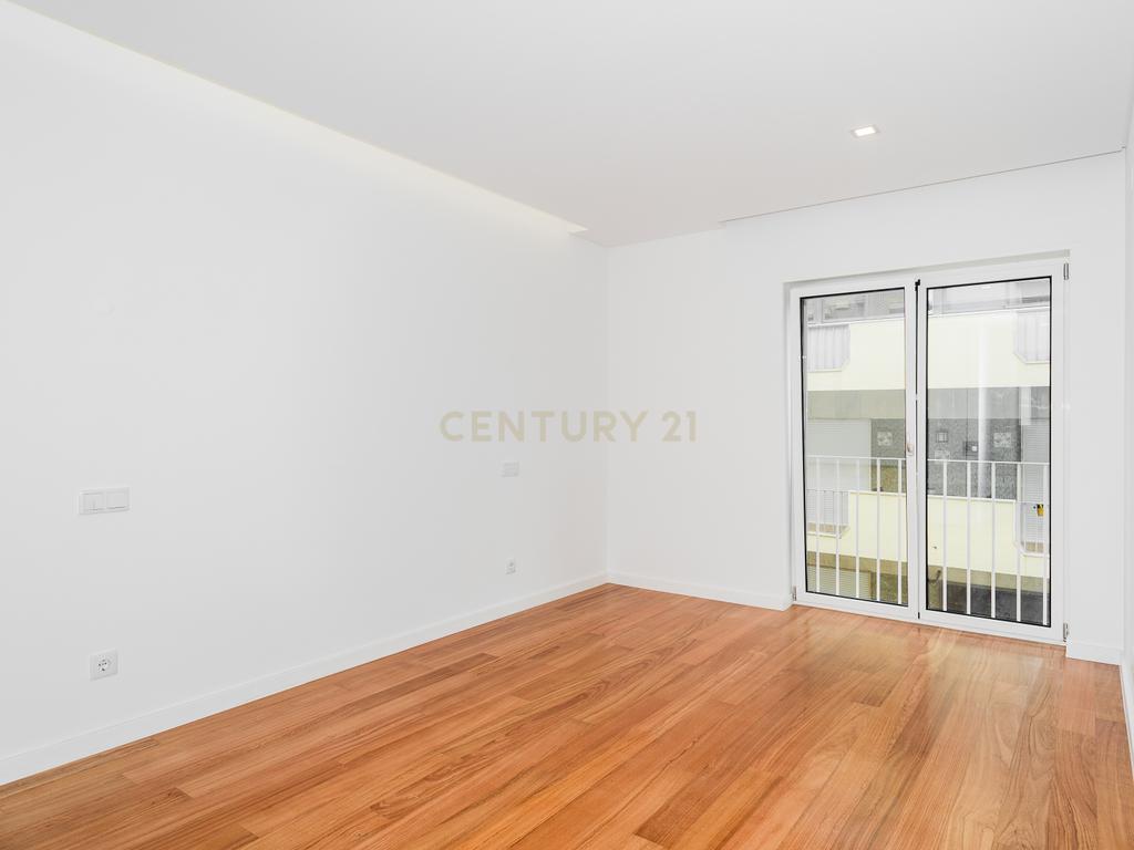 Apartamento T3 a estrear - Centro de Lisboa - Image 15